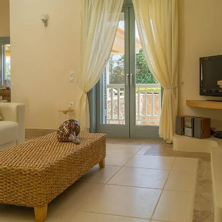 Villa Luxurious Villas In Porto Heli *